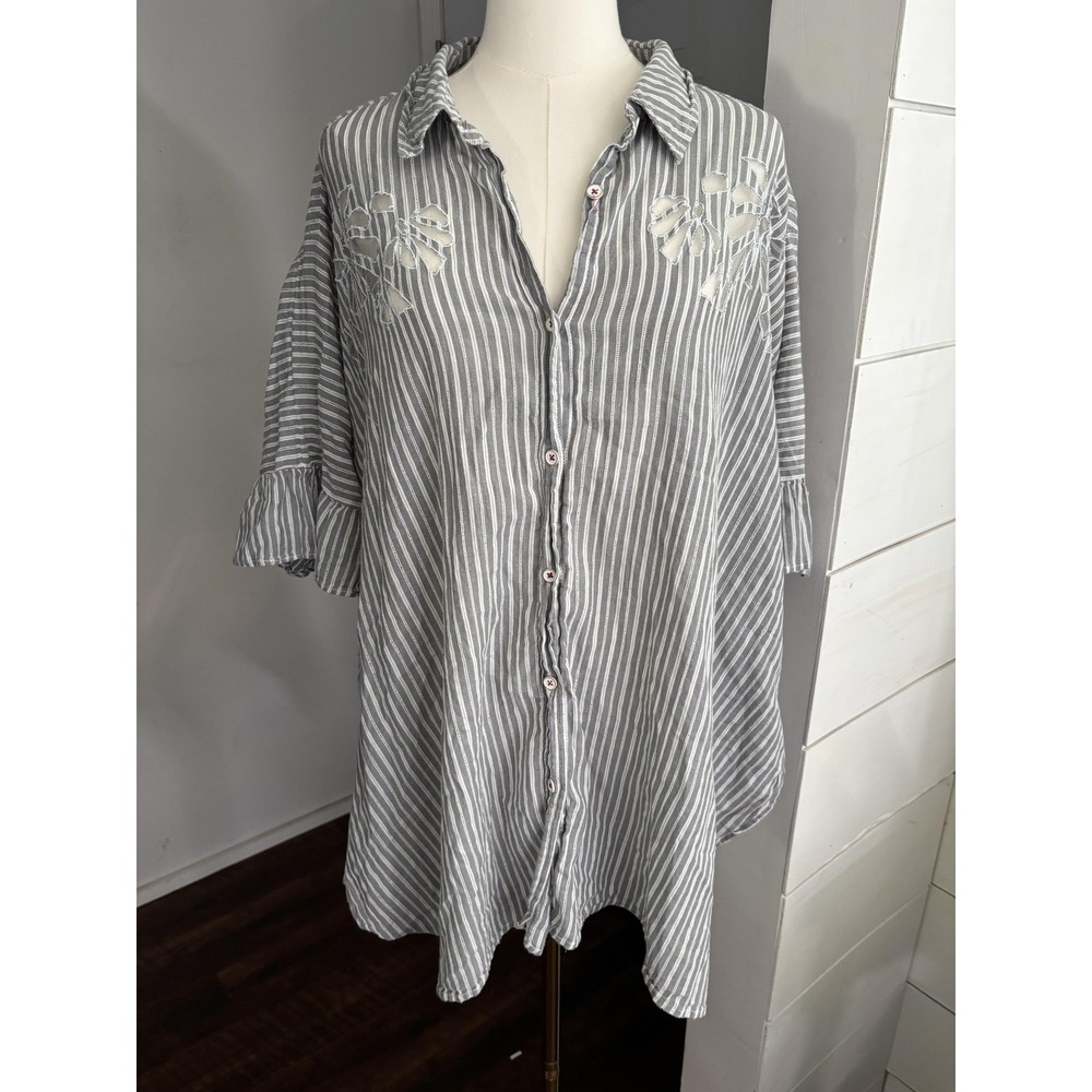 Maeve Tunic Shirt Womens M/L Gray Stripe Embroidered Button Front Boho